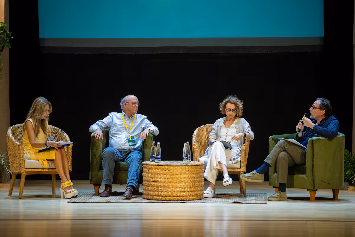 Hay Festival: Diana Calderón Dialoga con Carlos Chamorro, Denise Maerker y Jan Martínez Ahrens