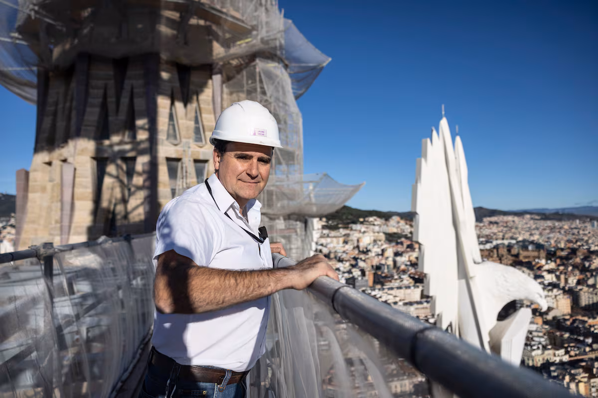 La Sagrada Familia de Barcelona se prepara para alcanzar su altura máxima