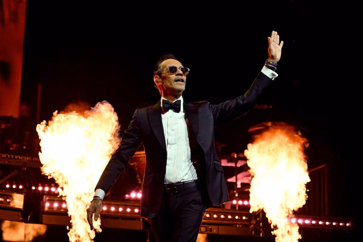 Marc Anthony Debuta en Las Vegas: Un Poder Latino que Acompaña a Bad Bunny