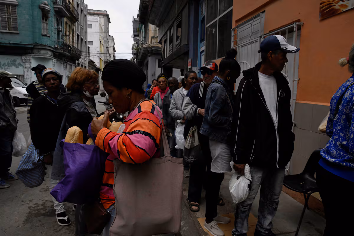 México enviará ayuda humanitaria a Cuba con alimentos esenciales