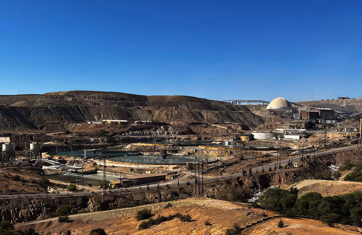 México transforma su política extractiva tras acuerdo de minerales con EE. UU.