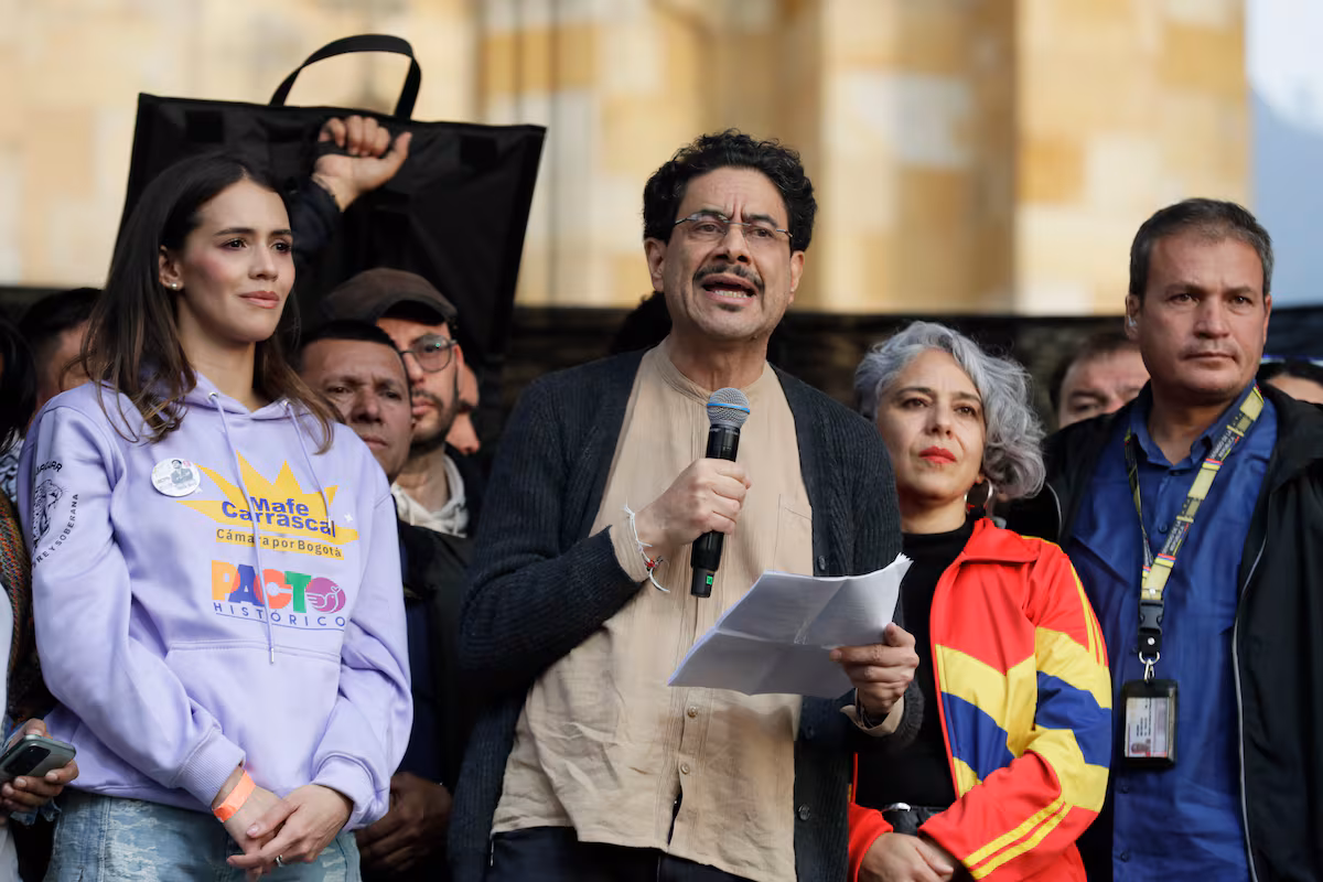 Secretos de los Candidatos: Lo Que No Dicen en la Campaña