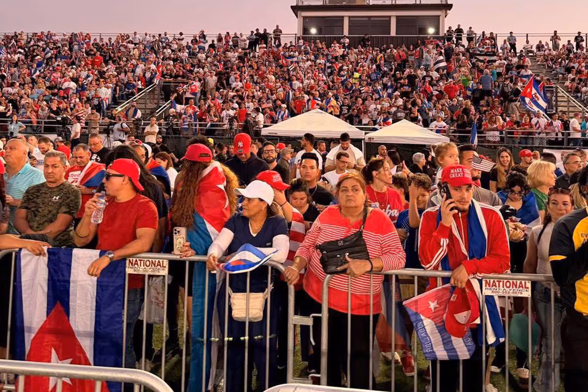 Cubanoamericanos en Miami exigen libertad para Cuba: 'Hay que actuar con fuerza'