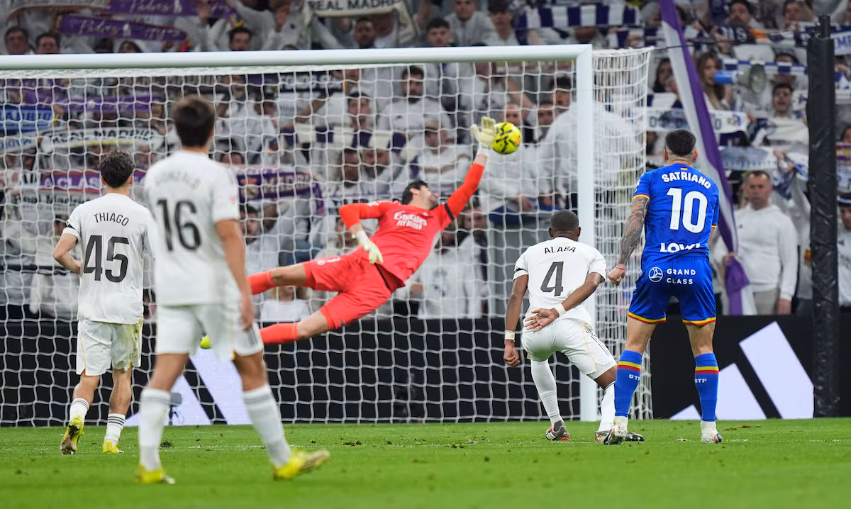 El Getafe sorprende al Madrid en el Bernabéu
