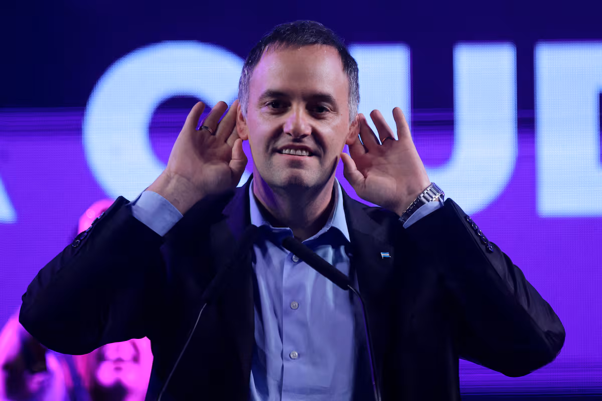 Jefe de Gabinete de Milei defiende su patrimonio: 'No tengo nada que esconder'