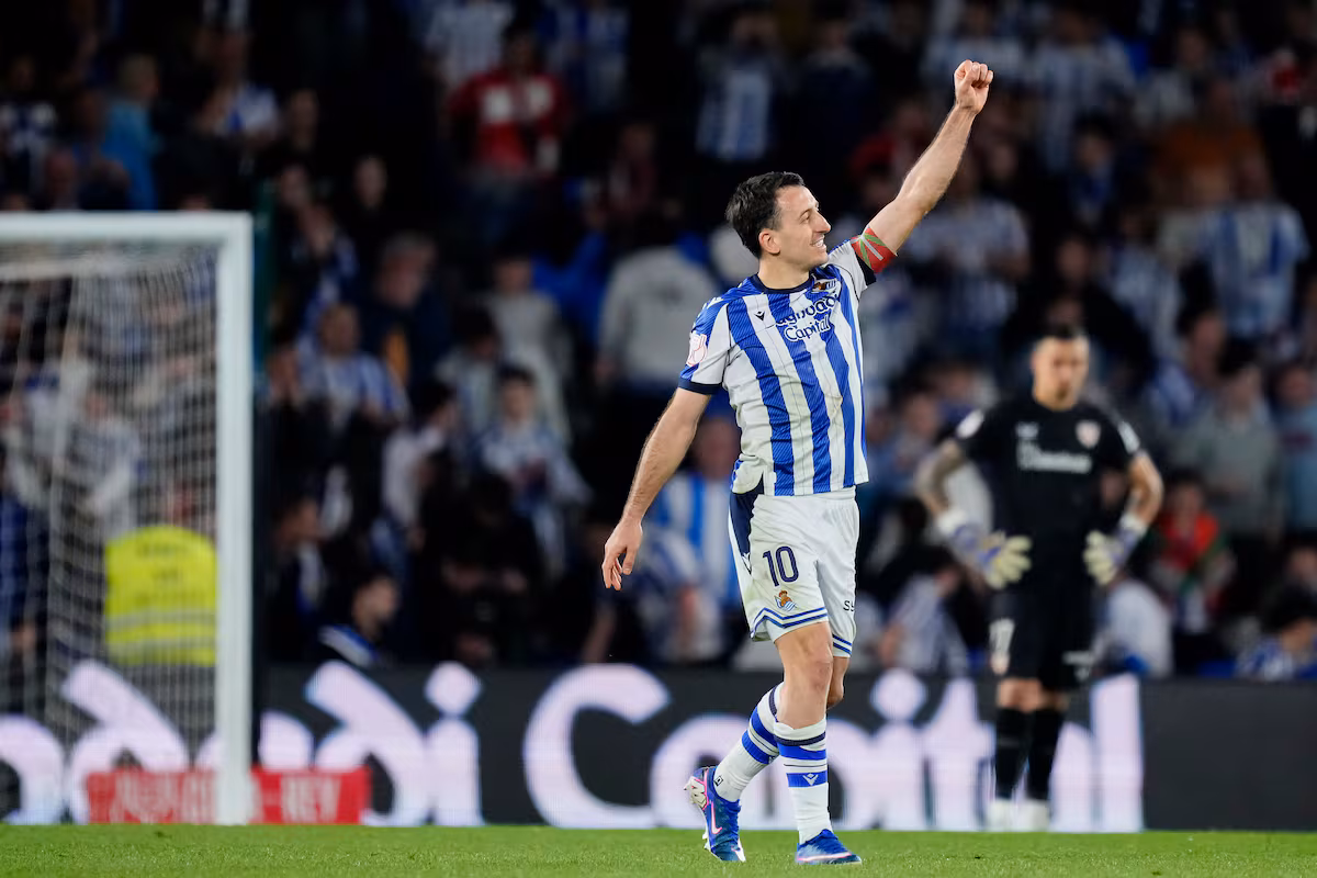 Oyarzabal guía a la Real Sociedad a la final de la Copa del Rey