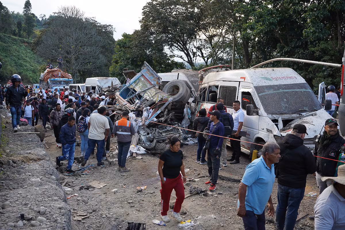 Atentado terrorista en Colombia revela la lucha entre grupos armados y el Estado