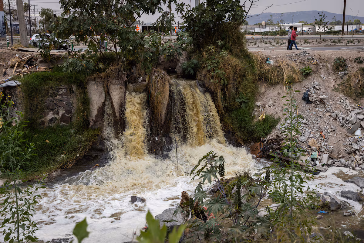 Guadalajara: Crisis de agua, descontento social y brote de sarampión