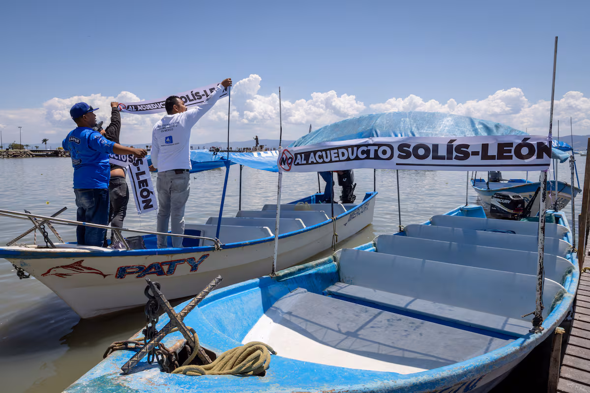Habitantes de Chapala se oponen al acueducto Solís-León: "Perderemos agua y empleo"