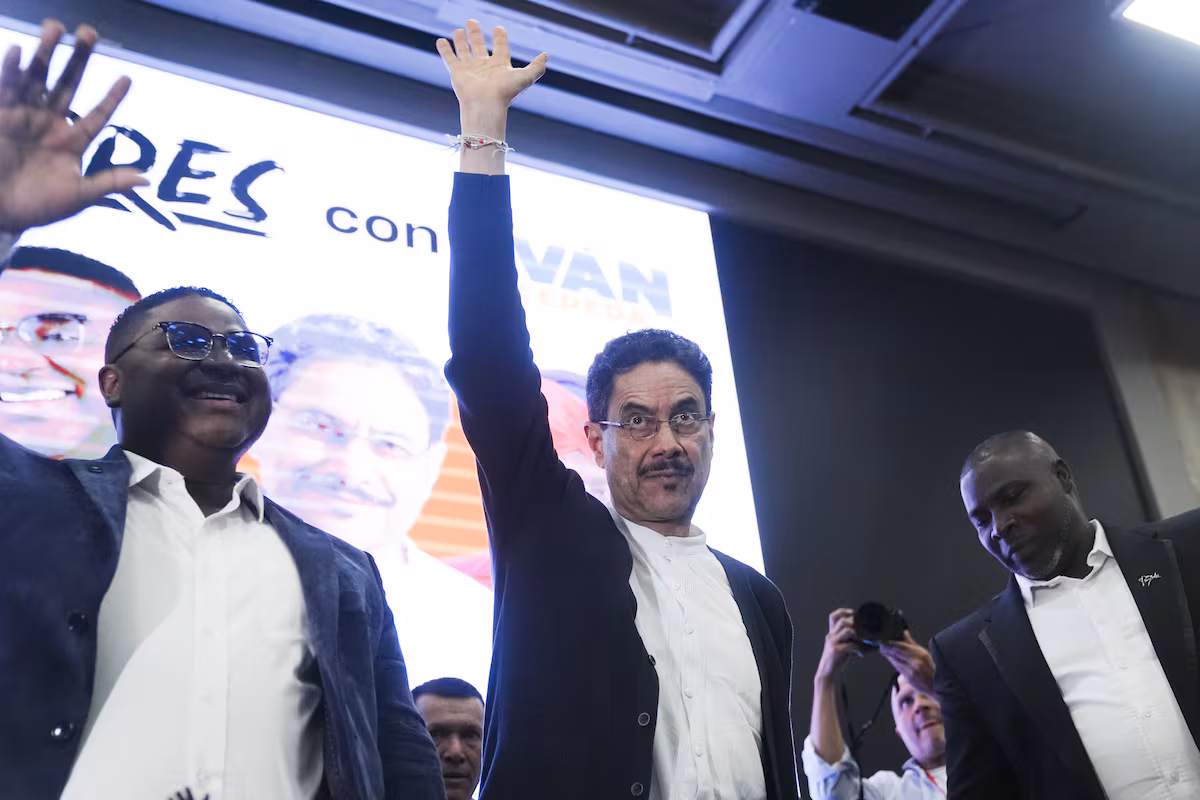 Iván Cepeda desafía a Paloma Valencia y Abelardo de la Espriella a debatir 2026