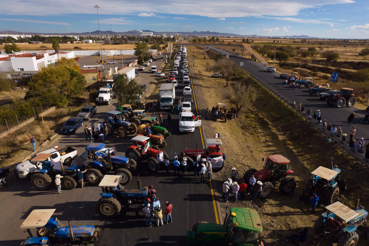 Paro Indefinido: Agricultores y Transportistas de México Protestan en 20 Estados