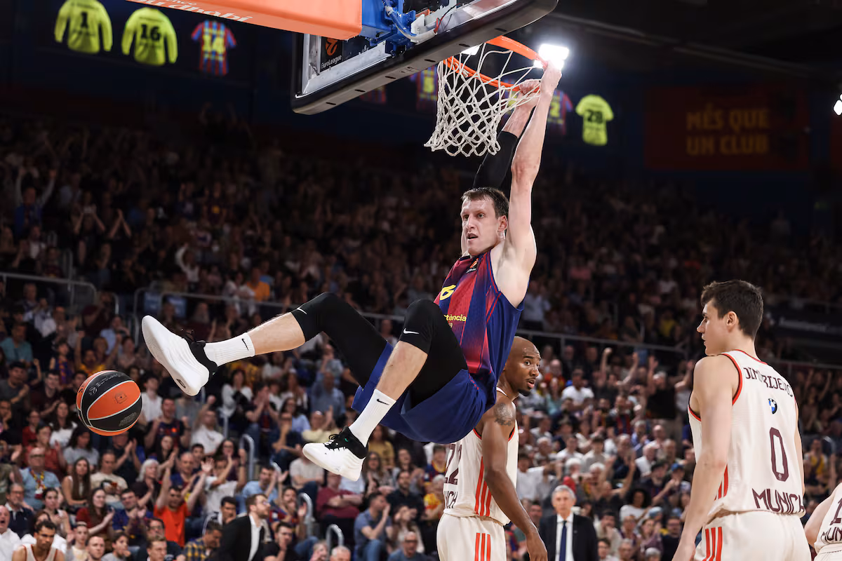 Pesic regresa al Palau y el Barça avanza hacia sus sueños