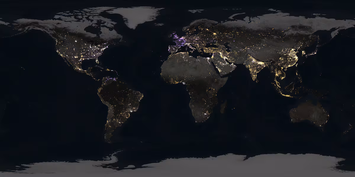 Satélites revelan la desigualdad: luces nocturnas y crisis humanas