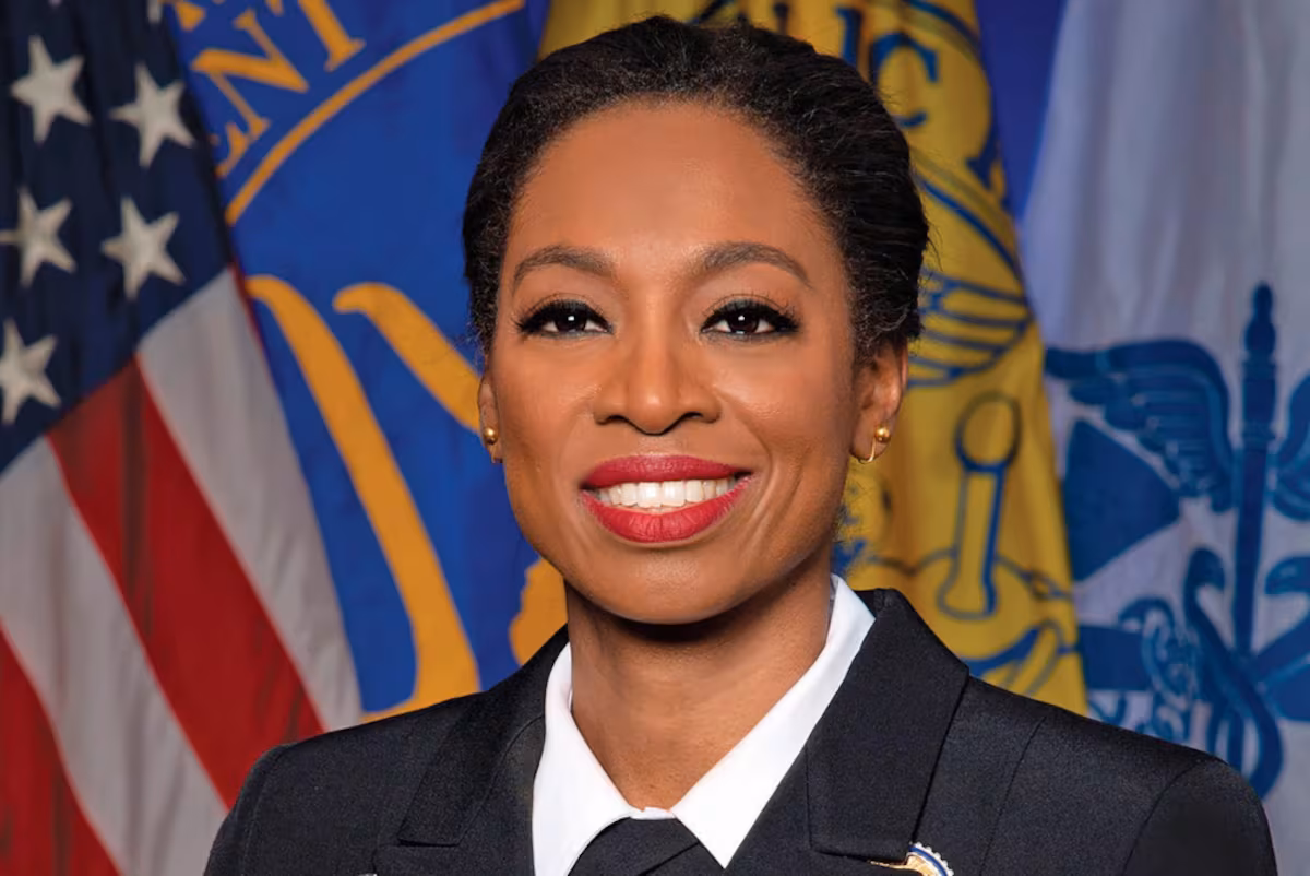Trump designa a veterana médica militar como directora de prevención sanitaria en EE. UU.