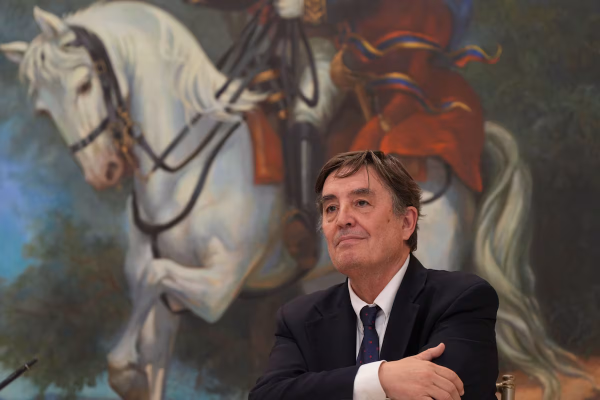 García Montero: “España dejó atrás el imperialismo franquista”, en congreso de lengua