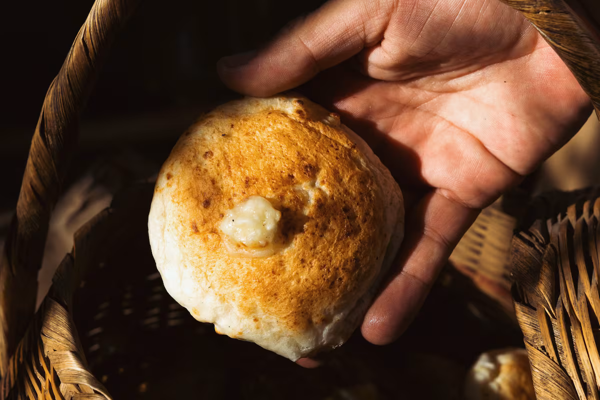 Investigador explora Colombia para preservar 200 variedades de arepas