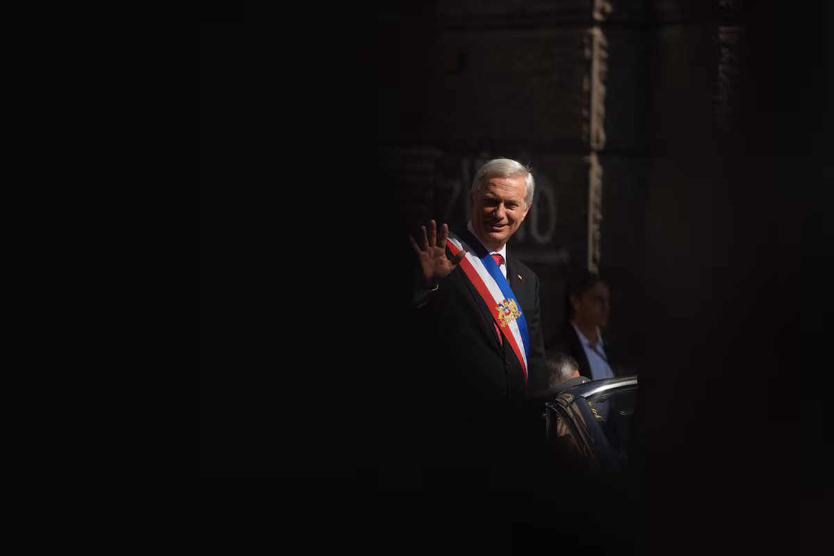 Kast: El presidente que protege a sus ministros en vez de ser defendido