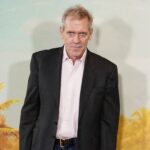 Hugh Laurie se disculpa tras arrebato a periodista: “Estaba ligeramente borracho”