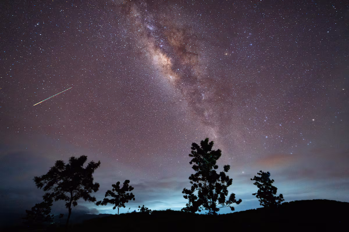 Descubren azúcar del espacio que revelaría los secretos de la vida primigenia